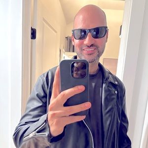 Meet your Posher, Elvis